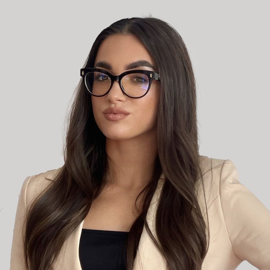 Anja Mileta, grafička dizajnerka Orange Agency